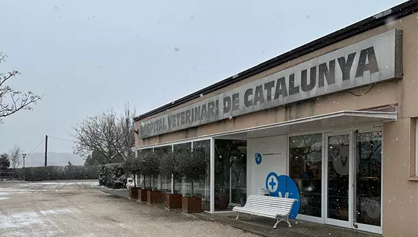 Fachada del hospital veterinario de catalunya